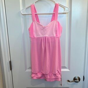 Lululemon pink tank